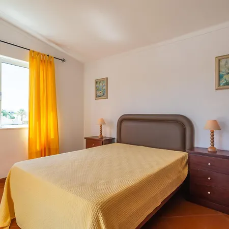 Villa Abf58v3 Moradia Perto Do Algarveshopping Guia (Faro)